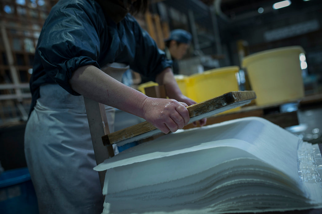 Awagami Factory Bizan Handmade White Medium 200gsm Paper